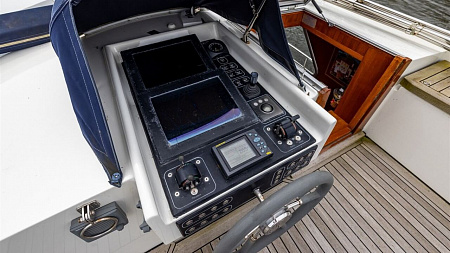 Яхта Privateer Trawler 50
